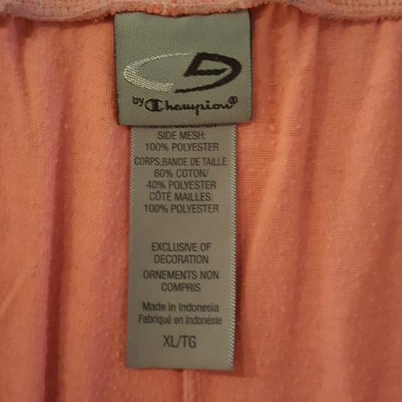 Champion Shorts - Picture 3 of 4